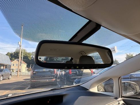 Used 2010 Toyota Prius FWD image 32