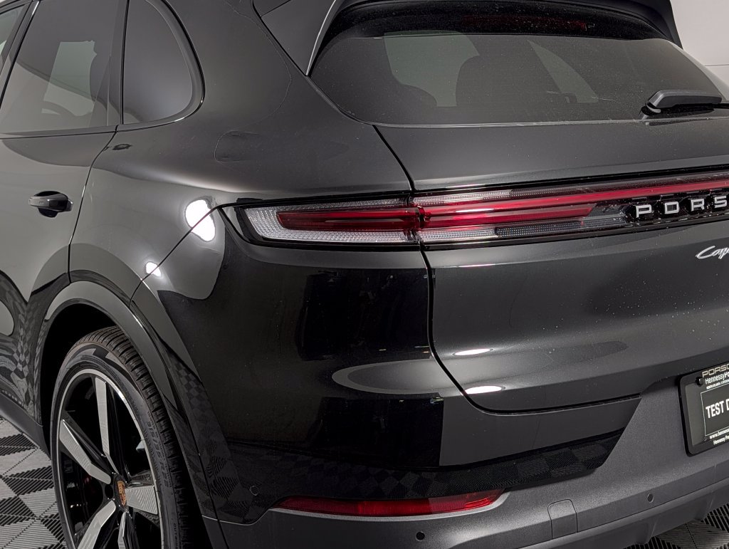 New 2026 Porsche Cayenne S AWD/4WD image 16