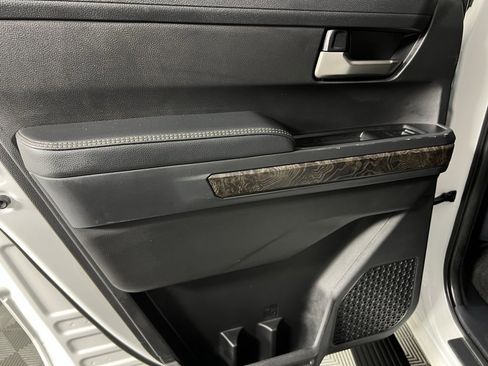 Used 2024 Toyota Tacoma Limited image 27