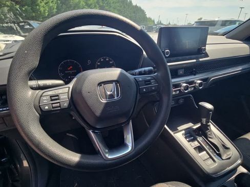 Used 2024 Honda CR-V LX image 16