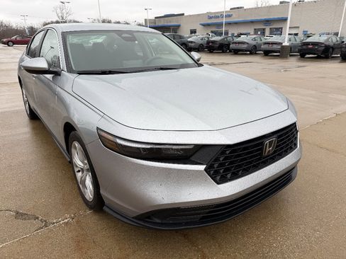 Used 2024 Honda Accord LX image 2