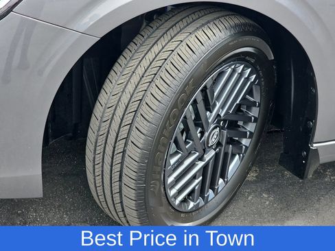 Used 2026 Nissan Sentra SV w/ Floor Mat Package FWD image 33