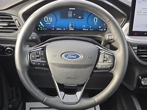 Used 2023 Ford Escape Platinum image 23