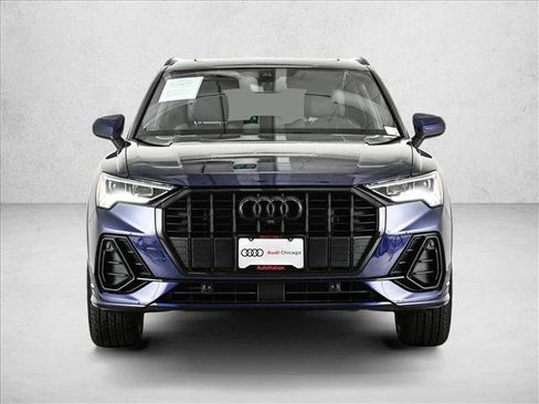 Used 2023 Audi Q3 2.0T Premium Plus w/ Premium Plus Package AWD/4WD image 2