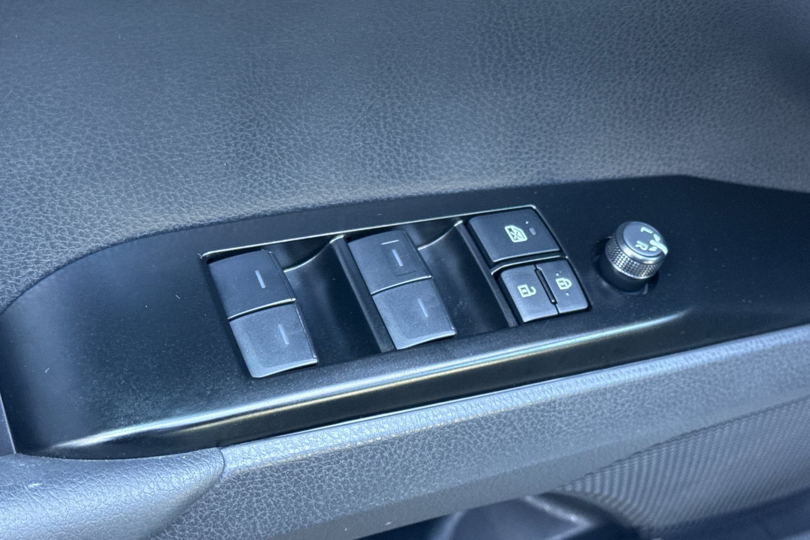 Certified 2026 Toyota Camry SE w/ Convenience Package FWD image 15