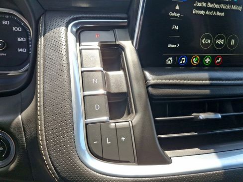 Used 2021 GMC Yukon SLT AWD/4WD image 12