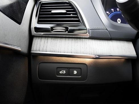 New 2025 Volvo XC90 T8 Ultra w/ Protection Package Premier image 25