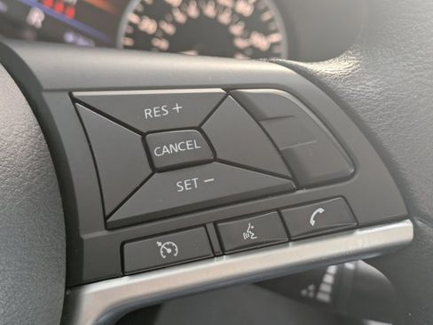 Used 2024 Nissan Altima 2.5 SV image 22