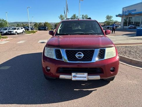 Used 2008 Nissan Pathfinder LE AWD/4WD image 2