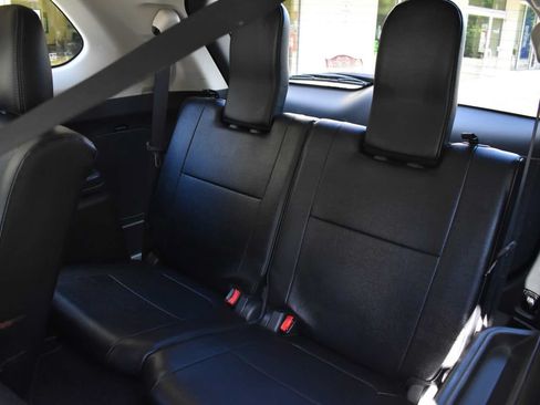 Used 2017 Mitsubishi Outlander SE AWD/4WD image 14