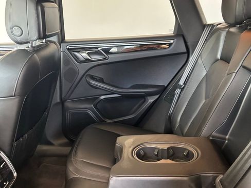 Used 2016 Porsche Macan S image 15