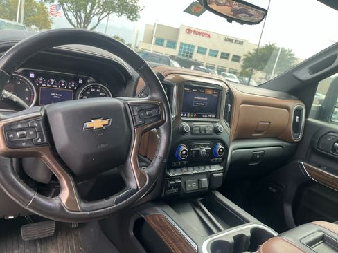Used 2020 Chevrolet Silverado 2500 High Country w/ Z71 Off-Road Package AWD/4WD image 6