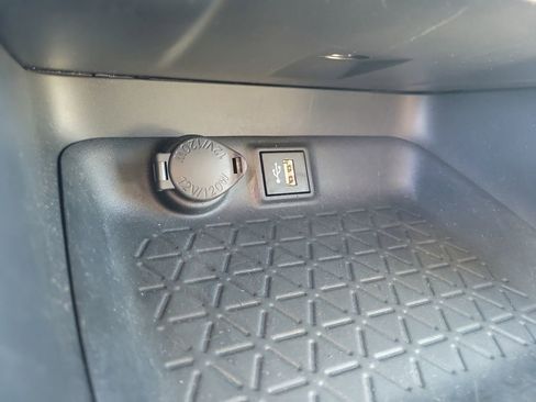 Used 2023 Toyota RAV4 XLE image 21