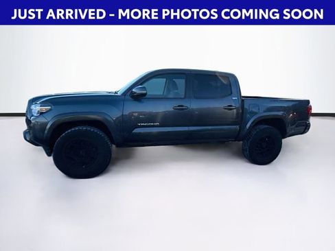 Used 2022 Toyota Tacoma SR5 image 4