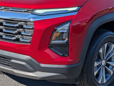 New 2026 Chevrolet Equinox LT w/ Convenience Package II image 9