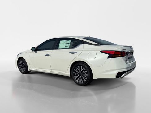 New 2025 Nissan Altima 2.5 SV w/ SV Premium Package image 4