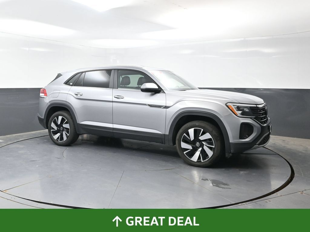 Used 2025 Volkswagen Atlas Cross Sport SE FWD image 5