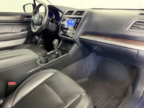 Used 2018 Subaru Outback 3.6R Limited image 10