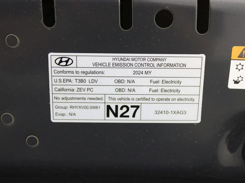 Used 2024 Hyundai Ioniq 5 SE image 36