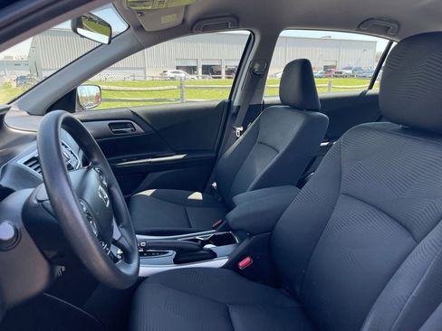 Used 2015 Honda Accord LX image 10