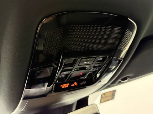 Used 2024 Lexus RX 500h F Sport image 28