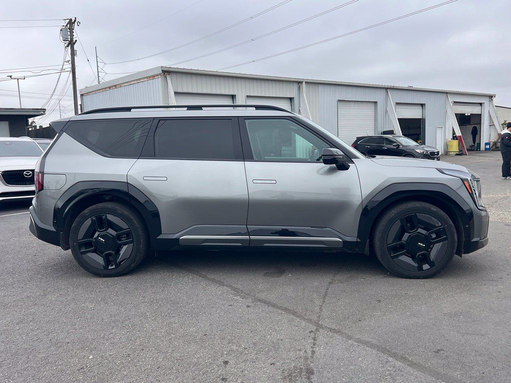 Used 2024 Kia EV9 GT-Line AWD/4WD image 6