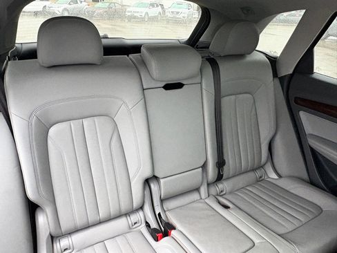 Used 2019 Audi Q5 2.0T Premium Plus w/ Premium Plus Package image 34