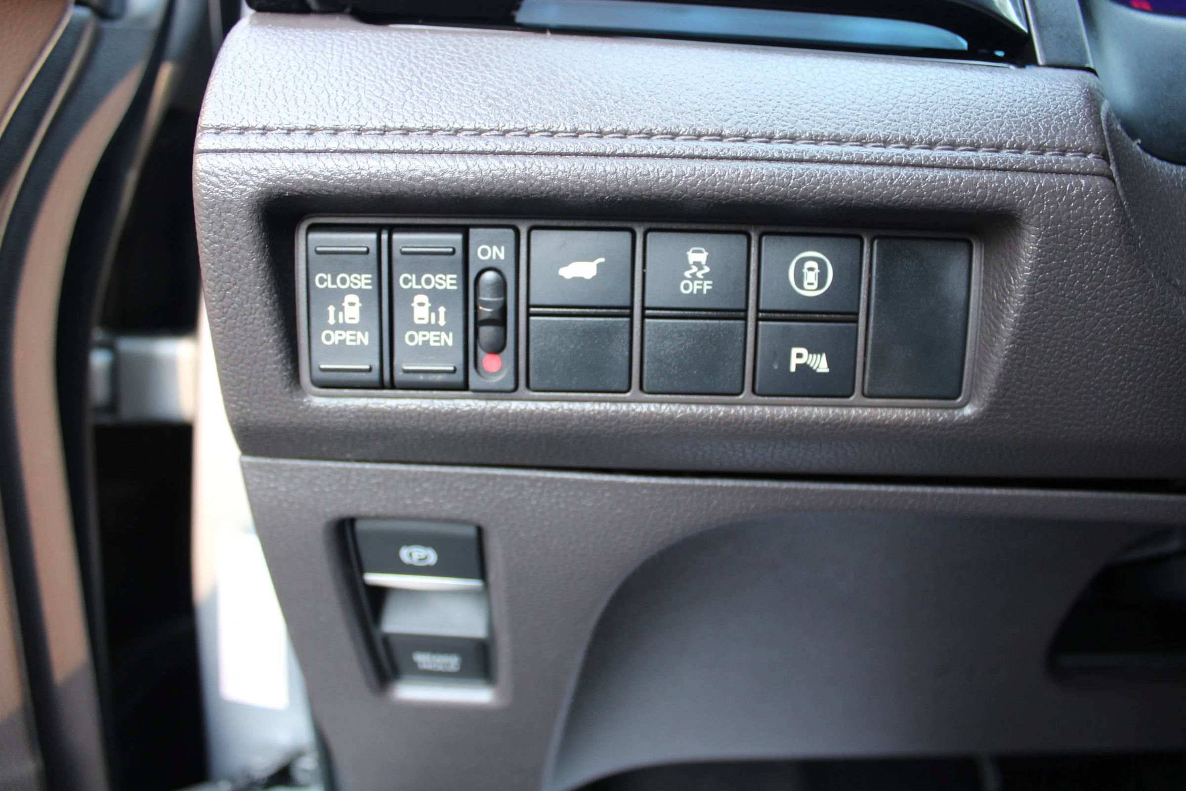 Used 2021 Honda Odyssey Elite image 37