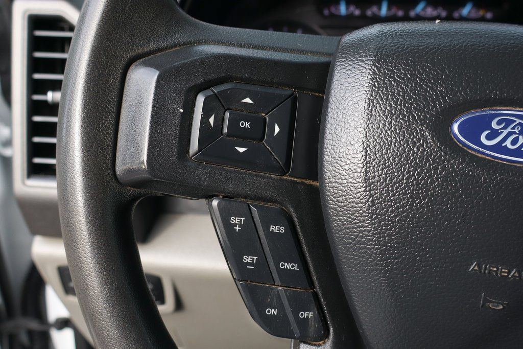 Used 2022 Ford F250 XL w/ Power Equipment Group RWD image 23
