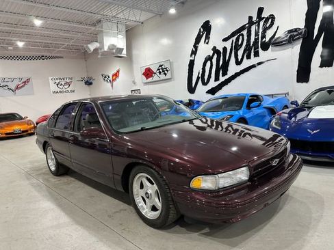 Used 1995 Chevrolet Impala SS image 25