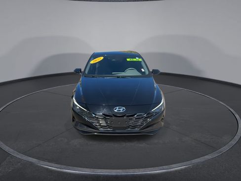 Used 2022 Hyundai Elantra SEL w/ Convenience + Premium Package image 5