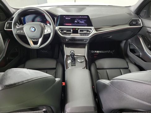 Used 2019 BMW 330i xDrive Sedan w/ Convenience Package image 11