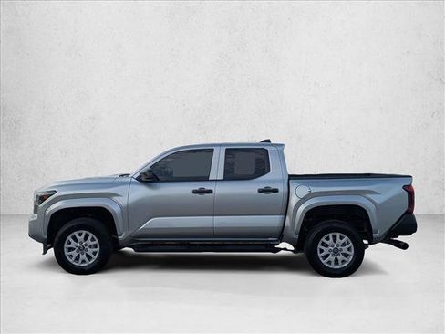 Used 2025 Toyota Tacoma SR AWD/4WD image 9