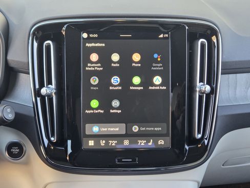 New 2026 Volvo XC40 B4 Plus w/ Protection Package Premier image 19