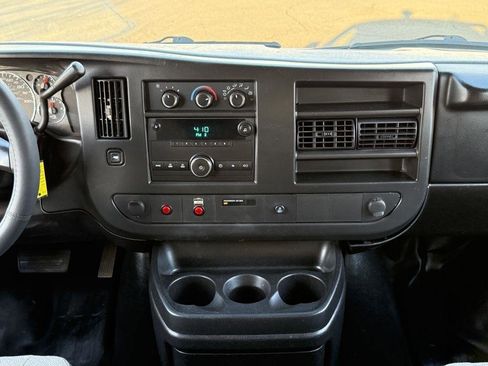 Used 2014 GMC Savana 1500 AWD image 20