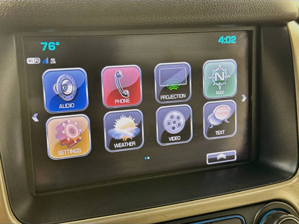 Used 2018 GMC Yukon XL Denali w/ Open Road Package AWD/4WD image 18