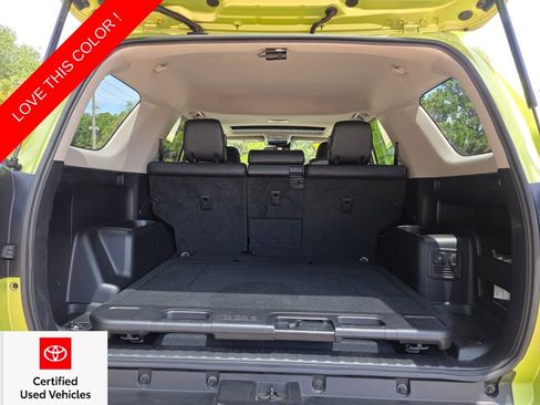 Used 2023 Toyota 4Runner TRD Off-Road Premium w/ Moonroof Package AWD/4WD image 19