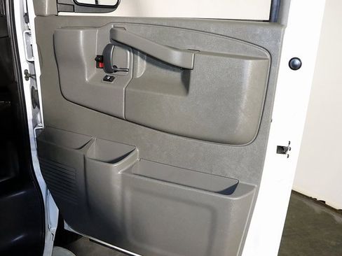 Used 2024 GMC Savana 2500 w/ Driver Convenience Package image 26