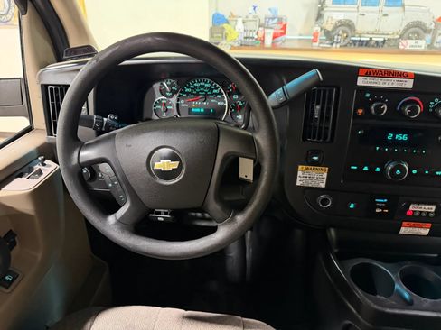 Used 2014 Chevrolet Express 3500 LT w/ LT Preferred Equipment Group RWD image 42