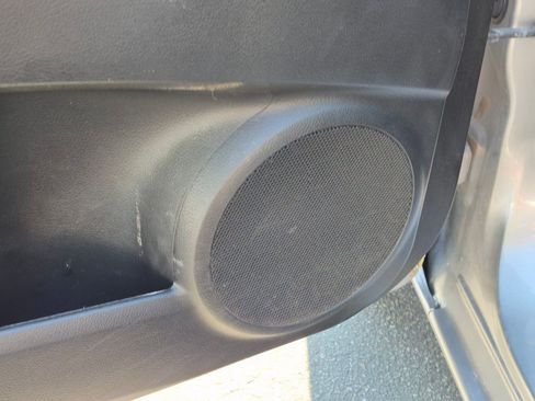 Used 2013 MAZDA MAZDA3 i SV FWD image 15