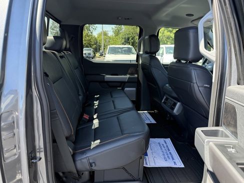 New 2025 Ford F250 Lariat w/ Lariat Ultimate Package image 17