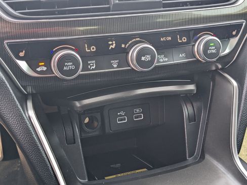 Used 2022 Honda Accord Sport image 27