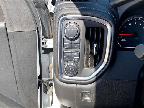 Used 2021 Chevrolet Silverado 2500 LT w/ Convenience Package AWD/4WD image 33