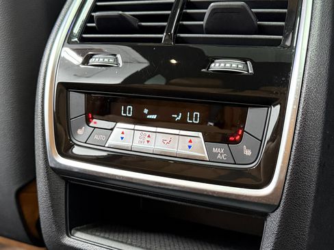 Used 2024 BMW X5 xDrive40i AWD/4WD image 37