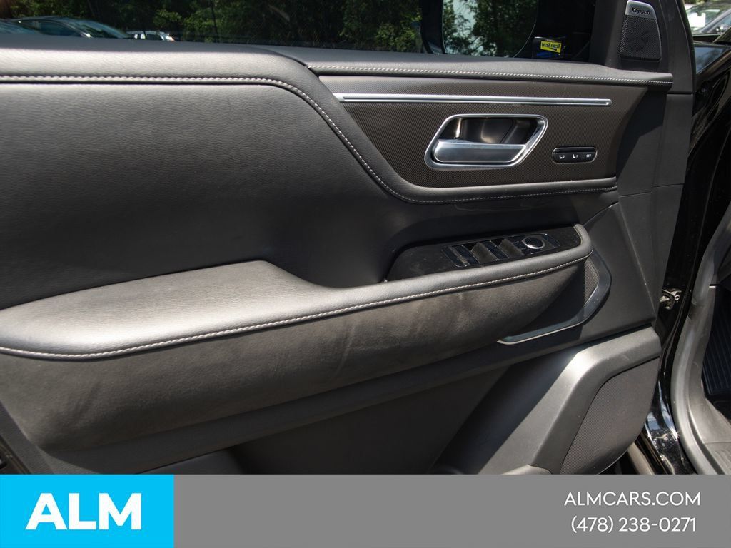 Used 2025 INFINITI QX80 Luxe AWD/4WD image 16