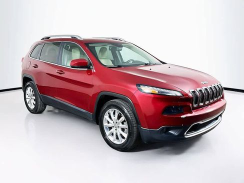 Used 2016 Jeep Cherokee Limited image 24
