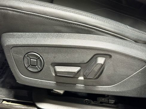 Used 2020 Audi Q3 2.0T Premium w/ Convenience Package image 25