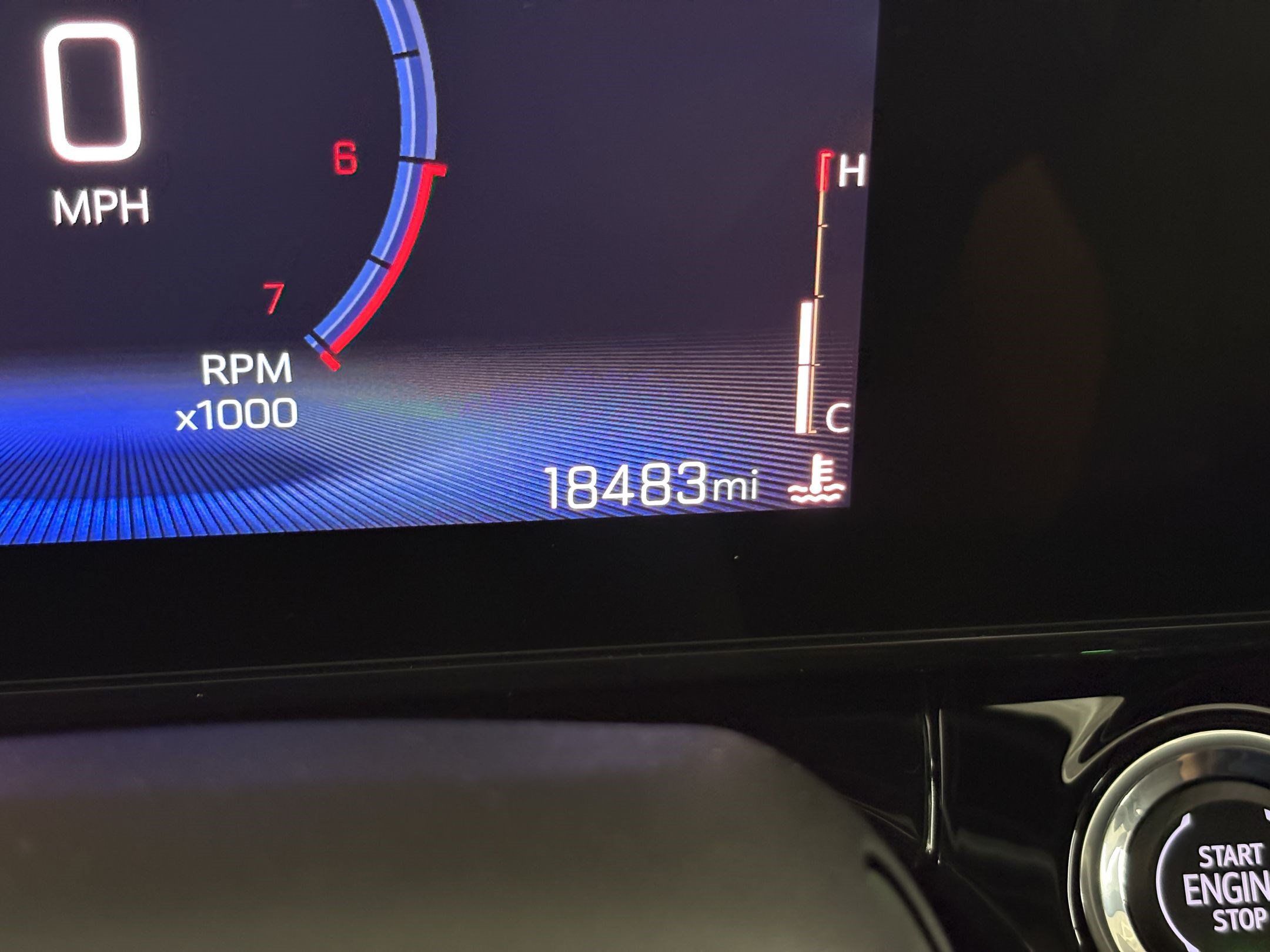 Used 2024 Chevrolet Trax RS w/ Driver Confidence Package FWD image 22