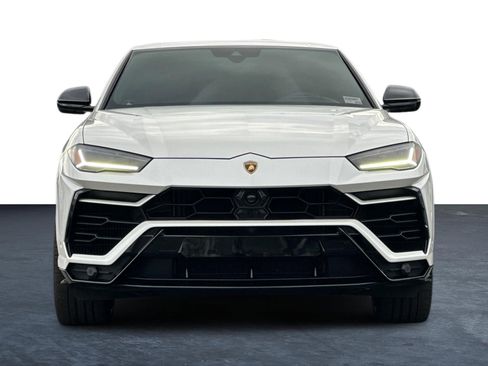 Used 2022 Lamborghini Urus image 5