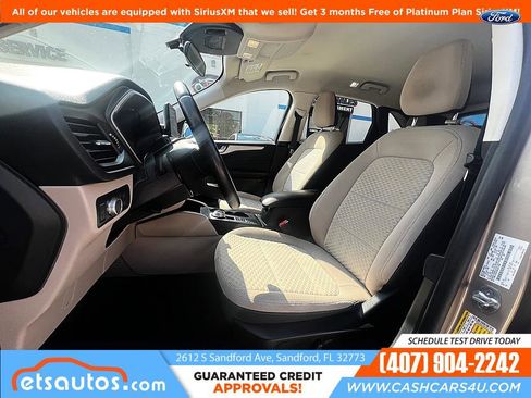 Used 2021 Ford Escape SE w/ Convenience Package image 8